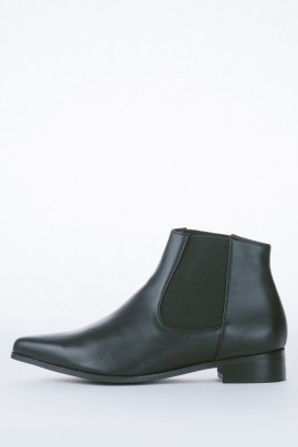 Pointed Chelsea Boot 