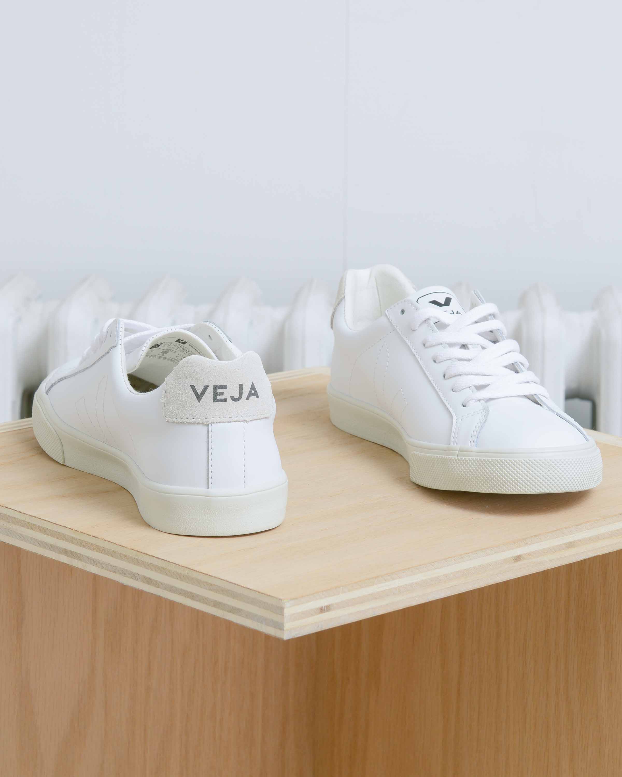 Extra White Natural Esplar