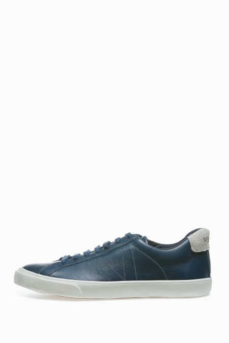 veja navy sneakers