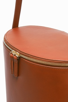 Cognac Bucket Bag	